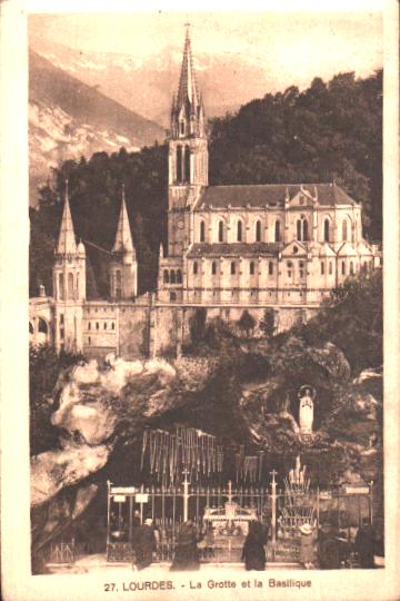 Cartes postales anciennes > CARTES POSTALES > carte postale ancienne > cartes-postales-ancienne.com Occitanie Hautes pyrenees Lourdes