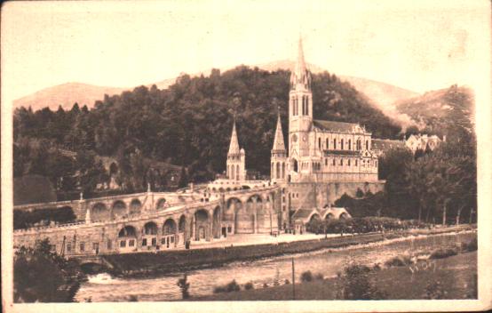 Cartes postales anciennes > CARTES POSTALES > carte postale ancienne > cartes-postales-ancienne.com Occitanie Hautes pyrenees Lourdes