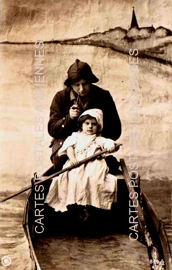 Cartes postales anciennes > CARTES POSTALES > carte postale ancienne > cartes-postales-ancienne.com Femme Femme et enfants